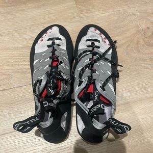 La Sportiva Tarantulace Climbing Shoes - Women's
